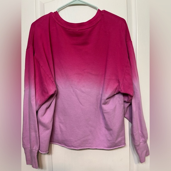 GAP Crewneck Gradient Sweatshirt - Picture 2 of 6